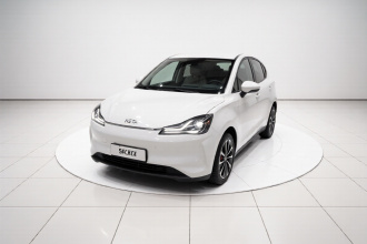 哪吒汽车 哪吒V 2022款 潮 300 Lite 三元锂