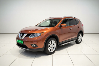 日产 奇骏 2015款 2.0L CVT舒适MAX版 2WD