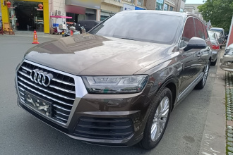奥迪Q7 2016款 45 TFSI S line运动型