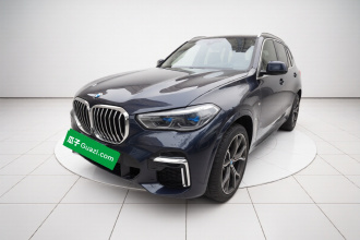 宝马X5 2022款 改款 xDrive 40Li M运动套装