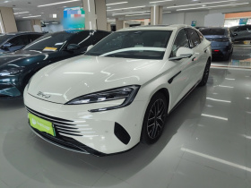 比亚迪 海豹07 DM-i 2025款 智驾版 DM-i 1.5L 125km 尊贵型