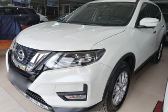 日产 奇骏 2023款 经典 2.0L 两驱智联臻享版