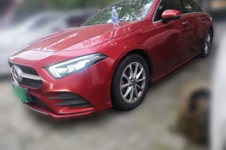 奔驰A级 2019款 A 200 L 运动轿车