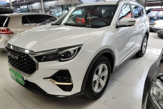 捷途X70 2024款 1.5T 手动荣耀版 5座