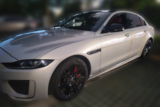 捷豹XEL 2025款 2.0T 250PS R-DYNAMIC 90周年典藏版