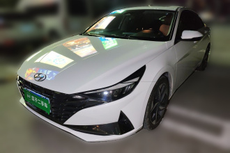 现代 伊兰特 2022款 1.5L CVT LUX尊贵版