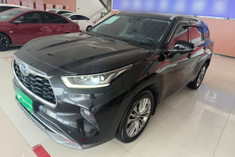 丰田 汉兰达 2022款 双擎 2.5L 四驱至尊版 7座