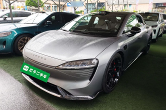 鸿蒙智行 智界S7 2024款 Max RS 四驱性能版