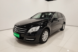 奔驰R级 2017款 R 320 4MATIC 商务型臻藏版