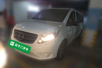 奔驰 威霆 2016款 2.0T 商务版