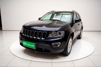 Jeep 指南者(进口) 2013款 2.4L 四驱豪华版