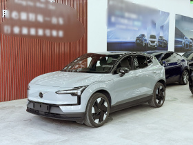 沃尔沃EX30 2025款 后驱长续航版 Ultra