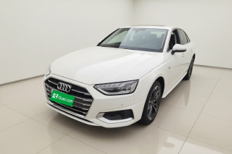 奥迪A4L 2022款 40 TFSI 时尚致雅型