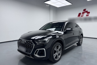 奥迪Q5L Sportback 2022款 40 TFSI 豪华型