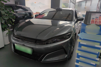 比亚迪 汉L 2025款 DM-i 200KM激光雷达旗舰型