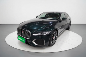捷豹XFL 2024款 2.0T P250 两驱尊享豪华版