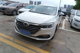 北京汽车 绅宝D50 2019款 1.5L 手动尊贵版 国V