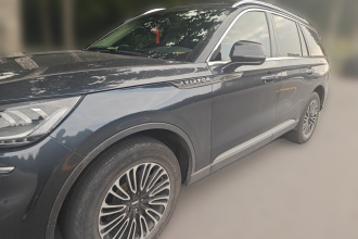 林肯 飞行家 2022款 3.0T V6 四驱尊雅版