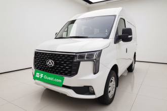 上汽大通MAXUS 新途V80 2025款 PRO傲运通 2.0T AMT短轴中顶 5/6座