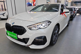 宝马2系(进口) 2023款 改款 225i 四门轿跑车 M运动曜夜套装