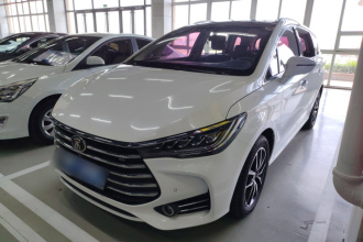比亚迪 宋MAX 2017款 1.5T 自动智联尊贵型 7座