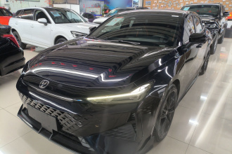 长安UNI-V 2024款 1.5T 尊贵运动型
