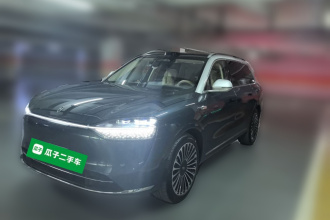 鸿蒙智行 问界M9 2024款 增程 Ultra版 42kWh 6座版