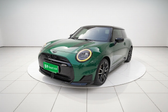 电动MINI COOPER 2024款 452km COOPER SE 赛车手