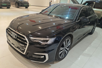 奥迪A6L 2023款 改款 45 TFSI quattro 臻选动感型