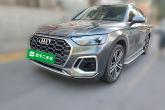 奥迪Q5L 2022款 改款 40T 豪华动感型