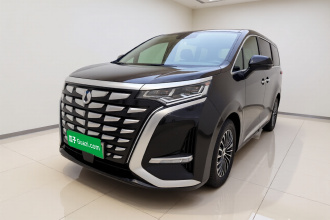 腾势D9 2024款 DM-i 980 四驱尊荣型