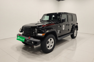 Jeep 牧马人 2018款 2.0T Sahara 四门版