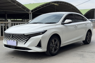 长安 锐程PLUS 2023款 1.5T DCT尊贵型