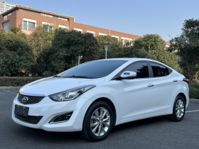 现代 朗动 2016款 1.6L 自动尊贵型