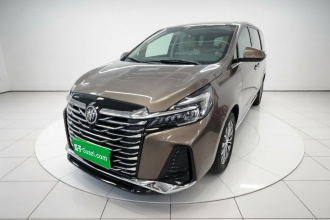 别克GL8 2023款 陆上公务舱 尊贵型