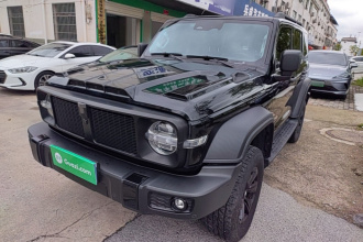 坦克300 2023款 越野版 2.0T 征服者