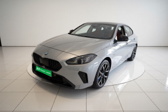 宝马2系 2025款 225L M运动曜夜套装