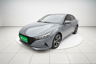 现代 伊兰特 2022款 1.5L CVT LUX尊贵版