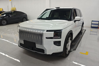 极氪9X 2025款 Ultra版 70kWh