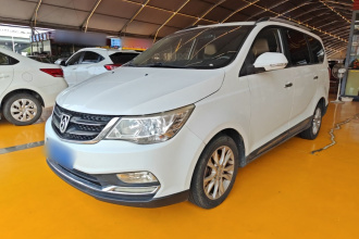 宝骏730 2016款 1.5L 手动舒适型 7座 国V