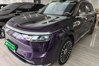 鸿蒙智行 问界M8 2025款 增程 Ultra版 53.4kWh 5座版 (192线激光雷达）