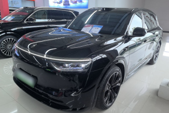 鸿蒙智行 问界M8 2025款 增程 Max+版 53.4kWh 6座版 (192线激光雷达）
