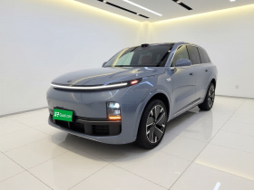 理想汽车 理想L8 2025款 Ultra 智能焕新版