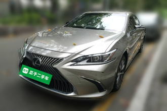 雷克萨斯ES 2020款 200 卓越版
