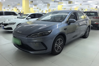 比亚迪 海豹05 DM-i 2025款 DM-i 智驾版 120KM旗舰型