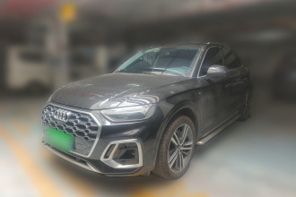 奥迪Q5L 2022款 40T 豪华动感型