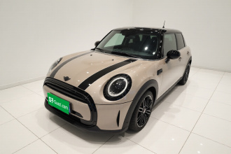 MINI 2022款 改款 1.5T COOPER 艺术家 五门版