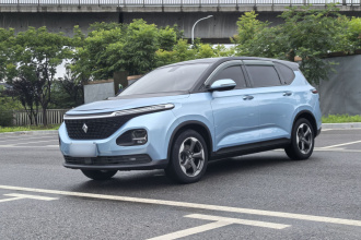 宝骏RM-5 2019款 1.5T CVT 24小时在线豪华型 6座