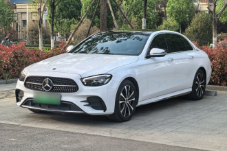 奔驰E级新能源 2022款 改款三 E 350 e L 插电式混合动力运动轿车