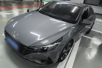 现代 伊兰特 2021款 1.5L CVT LUX尊贵版